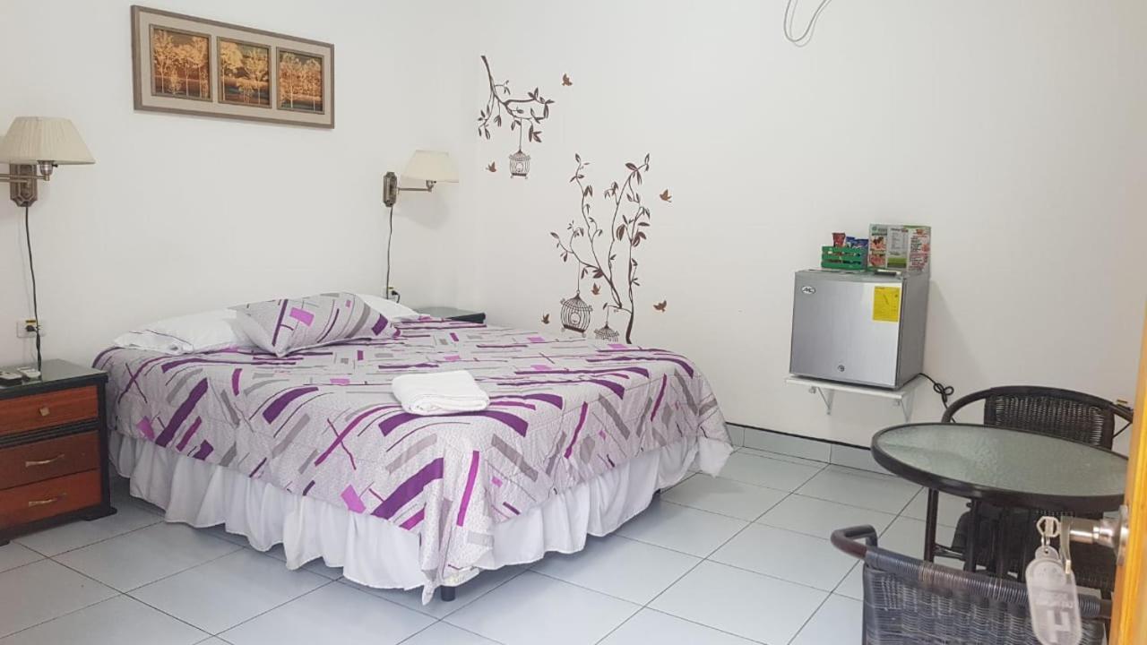 Hotel Las Palmas إسمرالداس المظهر الخارجي الصورة
